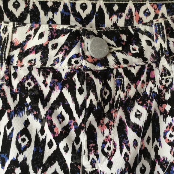 Lole Jolie Stretch Capri Pants Size 6 NWT - Picture 7 of 8